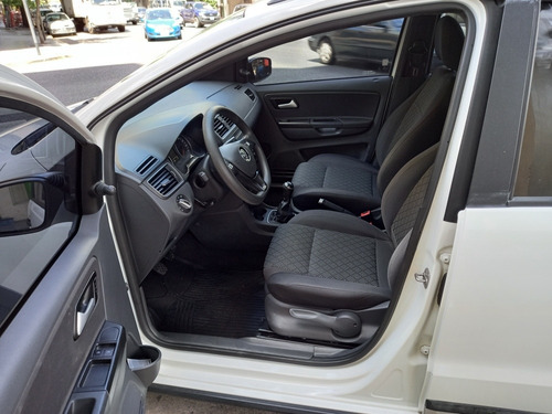 Volkswagen Suran 2017 1.6 Track
