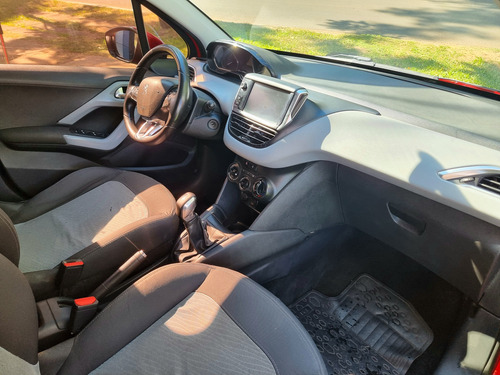 Peugeot 208 1.5 Allure Touchscreen
