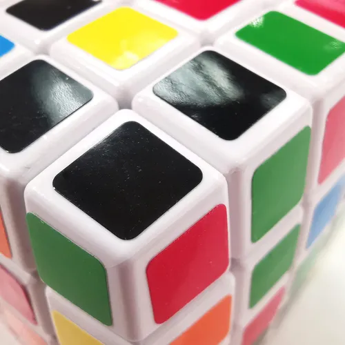 V-cube 7 Multicolor