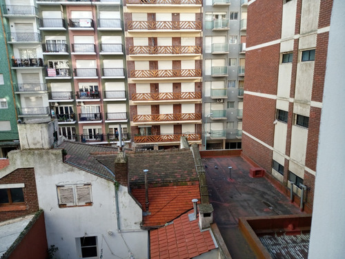 Imagen 13 de 30 de Vendo Depto. 2 Amb. Exc. A 2 Cuadras Del Mar ( Reservado )