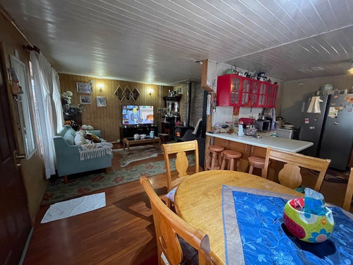 Vende Casa En Sector Población Antonio Varas, Puerto Montt.