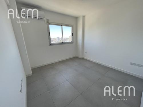 Departamento Dos Ambientes En Venta - Lomas De Zamora Este
