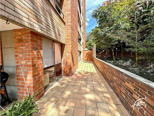 Apartamento En Venta En Los Balsos, Medellín