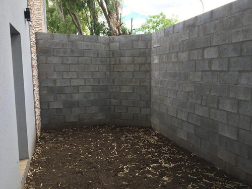 Imagen 30 de 30 de Casa En Venta En Manuel B. Gonnet Barrio San Antonio Dacal Bienes Raices