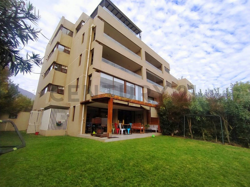 Venta Departamento Con Patio - San Carlos De Apoqundo