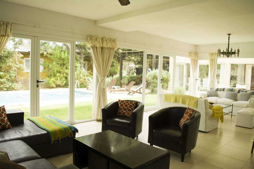 Imagen 4 de 12 de Alquiler Casa Costa 6 Dormi 10 Persona Pileta Mar Golf Tenis