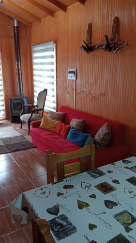 Se Arrienda Casa Amoblada A 7 Min De Lican Ray Con Piscina