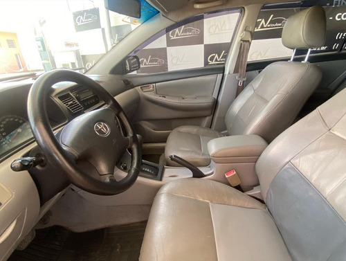 Imagem 9 de 10 de Toyota Fielder