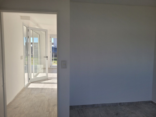 Excelente Casa En Los Tilos A Estrenar. Financiada