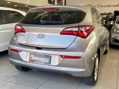 Imagem 5 de 15 de Hyundai Hb20 1.0 M Comfor 2019