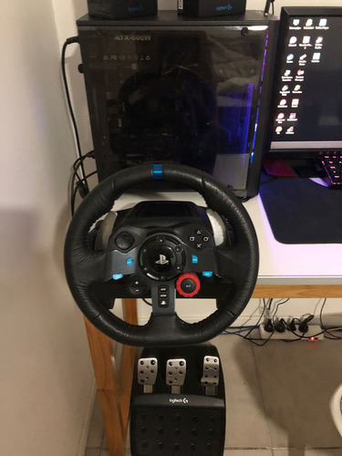 Volante Logitech G29 Con Pedalera Ps 5 Ps 4 Pc 1 Color Negro Negro (Usado)