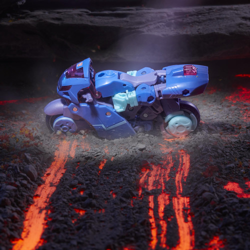 Boneco De Ação Transformers Legacy United Deluxe Chromia