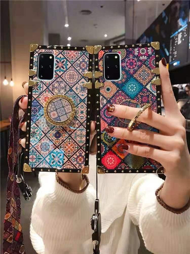 Imagen 4 de 5 de Funda Para Samsung Con Correa Bandolera Luxury
