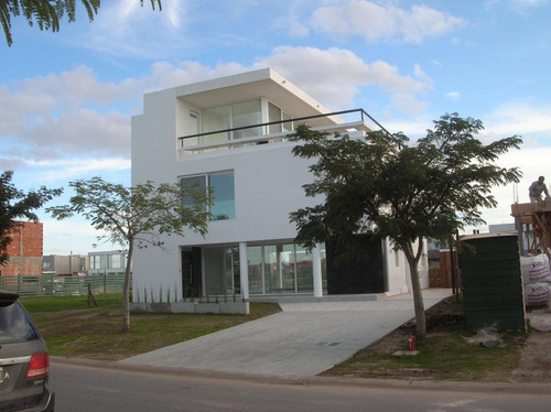 Imagen 3 de 30 de Casa En Venta A Estrenar En Los Lagos