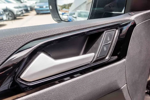 Volkswagen Nivus HIGHLINE 1.0L TIP