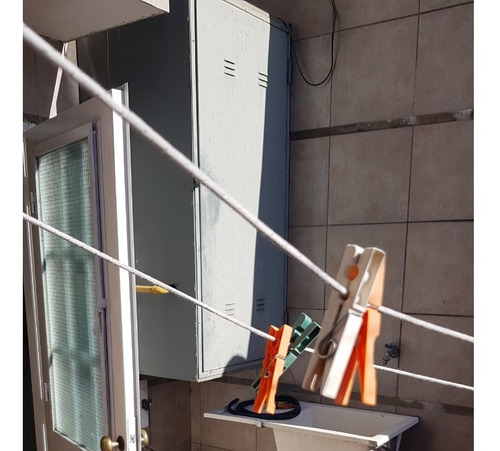 Imagen 4 de 10 de Departamento En Alquiler En Lanus