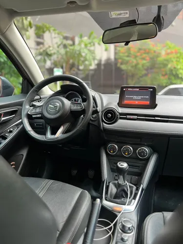 Mazda 2 1.5 Touring