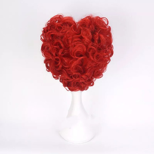 Uma Peruca E Um Boné, Cabelo Vermelho, Traje De Queen Hearts