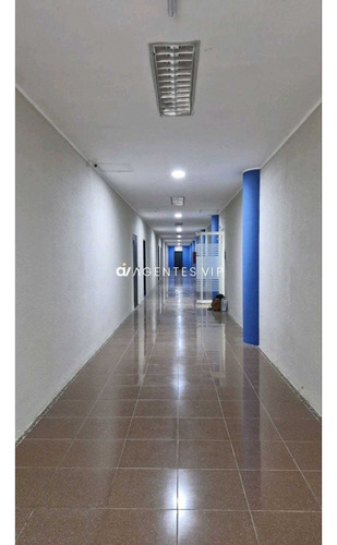 C.c. Petroriente, Av. Alirio Ugarte Pelayo