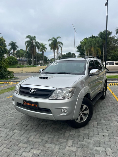 Toyota Hilux SW4 Hilux SW4 SRV D4-D 4x4 3.0 TDI Dies. Aut
