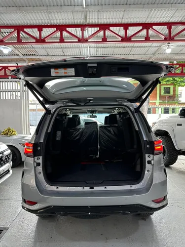 Toyota Fortuner Sw4