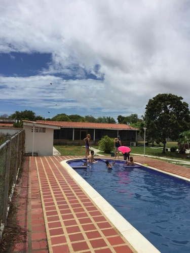 Imagen 9 de 12 de Rio Chico Los Apamates En Casa En Venta
