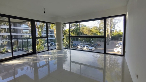 Imagen 2 de 18 de Venta De Departamento En Villa De Mayo
