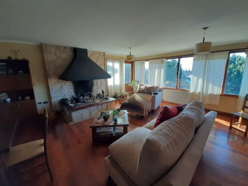 Imagen 8 de 17 de Ideal Hostel/hosteria 5 Dorm Vista Al Lago Jardin