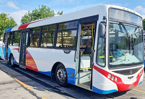 Mercedes Benz Oh1618 Metalpar 30 Asientos 2014