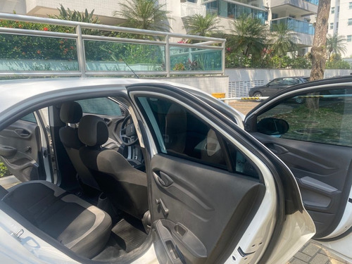 Imagem 6 de 12 de Chevrolet / Onix 1.0 Mt Lt
