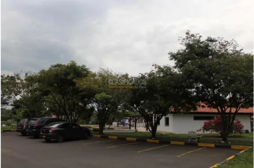 Casalote En Venta En Verde Horizonte. Cod V8063