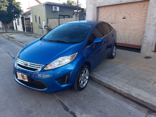 Ford Fiesta Kinetic Design 1.6 Design Sedan 120cv Trend