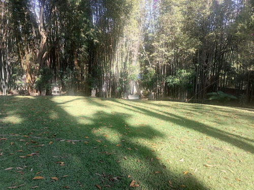 Terreno Urbano En Rancho Tetela, Cuernavaca, Morelos - Crb-989-tu