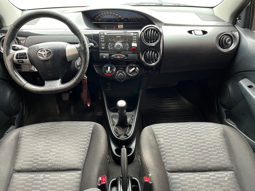 Toyota Etios 1.5 Xls