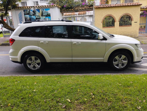 Imagen 6 de 11 de Dodge Journey 2017 2.4 Se Fl 7 Puestos