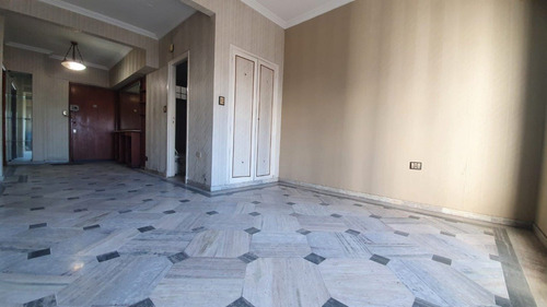 Imagen 9 de 12 de Departamento De 3 Ambientes En Colon Y Corrientes