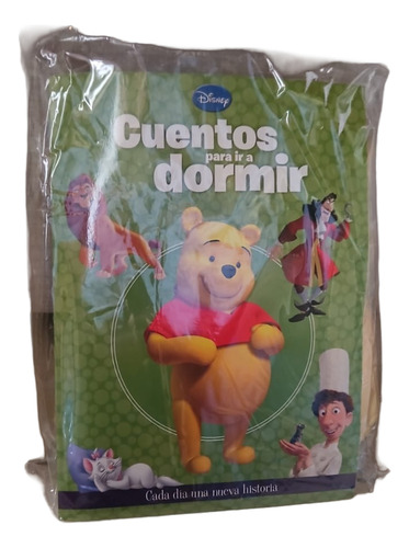 Almohadita De Peluche Winnie Pooh + Libro Para Dormir Amarillo