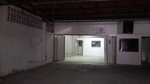 Imagen 4 de 10 de Galpon En Venta