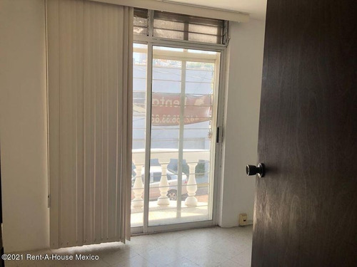 Imagen 7 de 14 de Calesa Casa En Esquina En Renta Ideal Para Oficinas O Consultorios! Qh