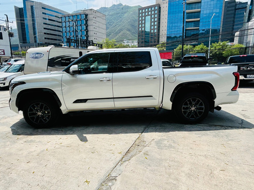 Toyota Tundra 5.7 Limited 4x4 At