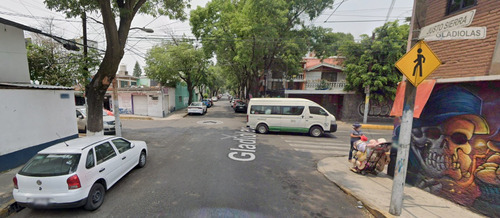 Casa En Venta De Recuperacion Bancaria, Xochimilco, Cdmx Laab2