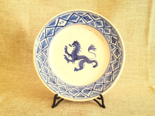 Pequeño Plato Talavera Con Dragón Y Monograma A Remate