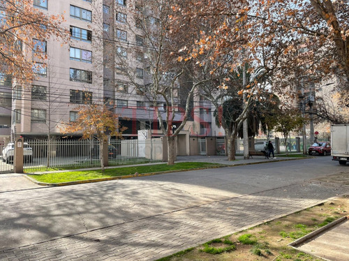Amplio Departamento 3 D, 2 B, Est, Bod, Vista Oriente -sur