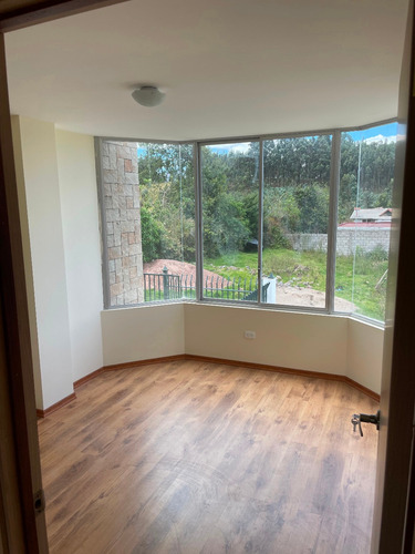 Imagen 8 de 14 de Casa Nueva 2pisos Urbanización Privada El Cedrón De Pintag