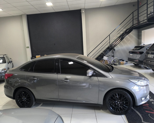 Ford Focus 2.0 SE SEDAN 16V FLEX 4P POWERSHIFT