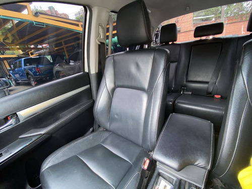 Imagen 17 de 21 de Toyota Hilux Modelo 2018