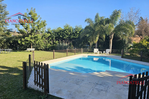Venta De Casa En San Barrio San Patricio Con Hermoso Parque