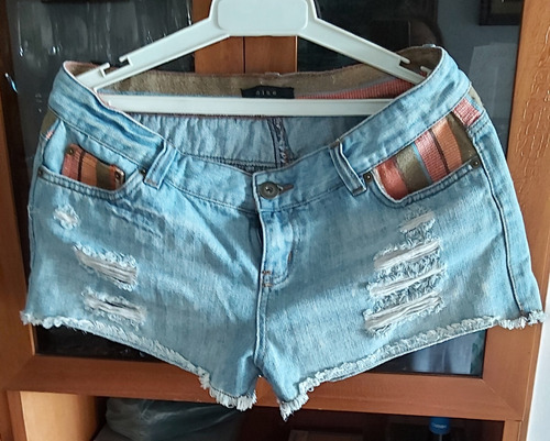 Short Jeans Dama Bello Diseño Talla L. Azul Claro Casi Nuevo