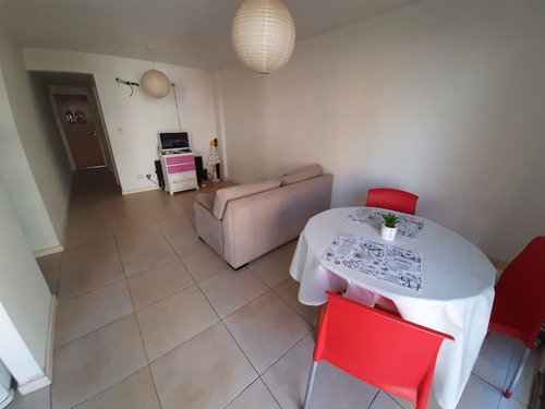 Imagen 4 de 14 de Departamento En Venta En Castelar Sur