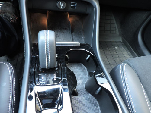 Volvo XC40 T5 R-design